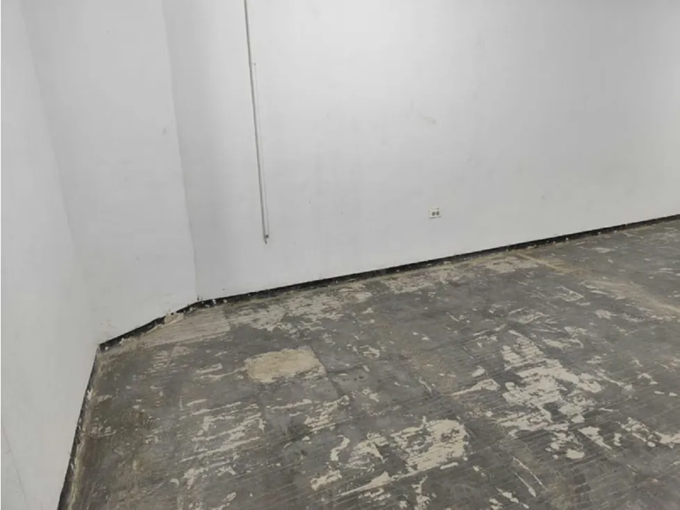 DEPÓSITO ALQUILER 20 MTS2 TORRE BAZAR BOLÍVAR - 8