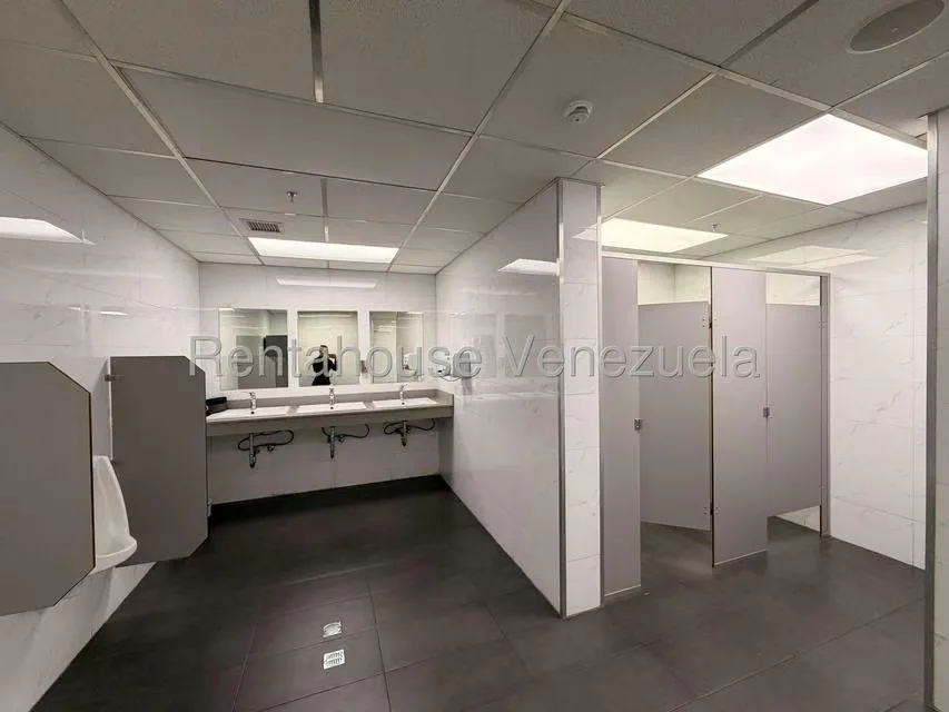 Oficina en Alquiler en Las Mercedes, Distrito Metropolitano - 10