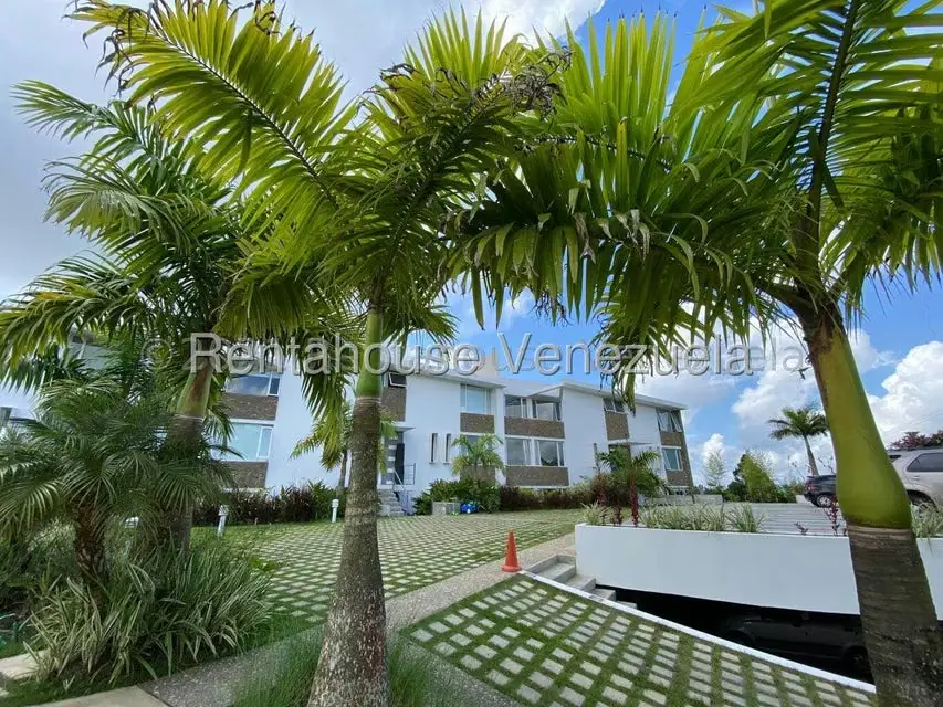 Apartamento (Multiples Niveles) en Venta en El Hatillo, Distrito Metropolitano
