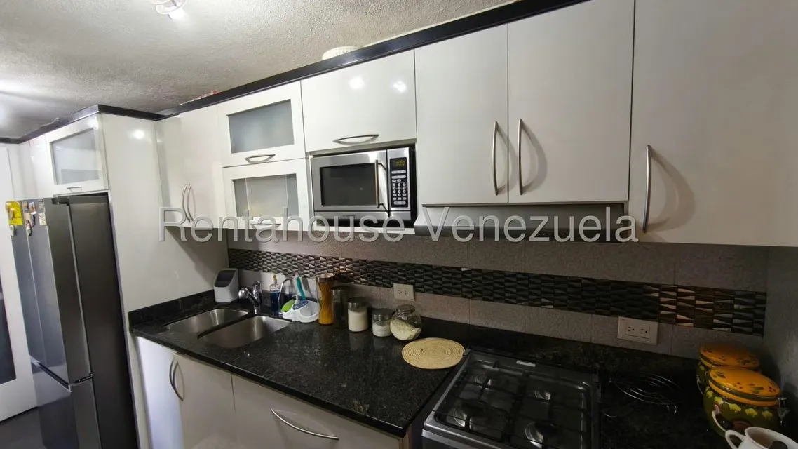 Apartamento (1 Nivel) en Venta en El Marques, Distrito Metropolitano - 11