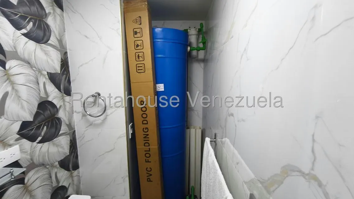 Apartamento (1 Nivel) en Venta en El Marques, Distrito Metropolitano - 22