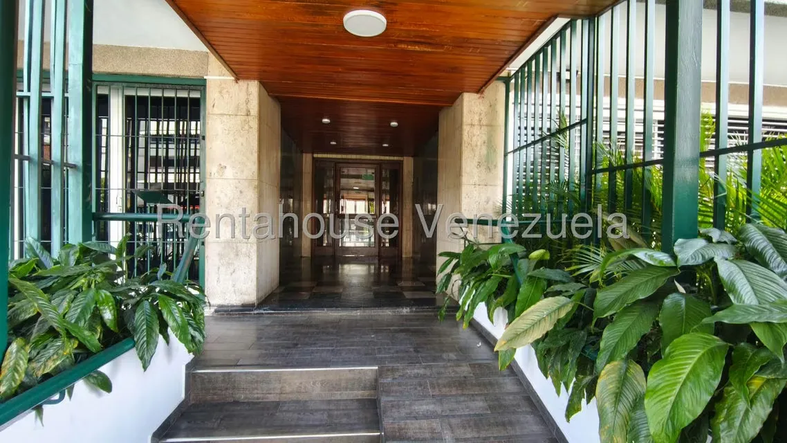 Apartamento (1 Nivel) en Venta en El Marques, Distrito Metropolitano - 26