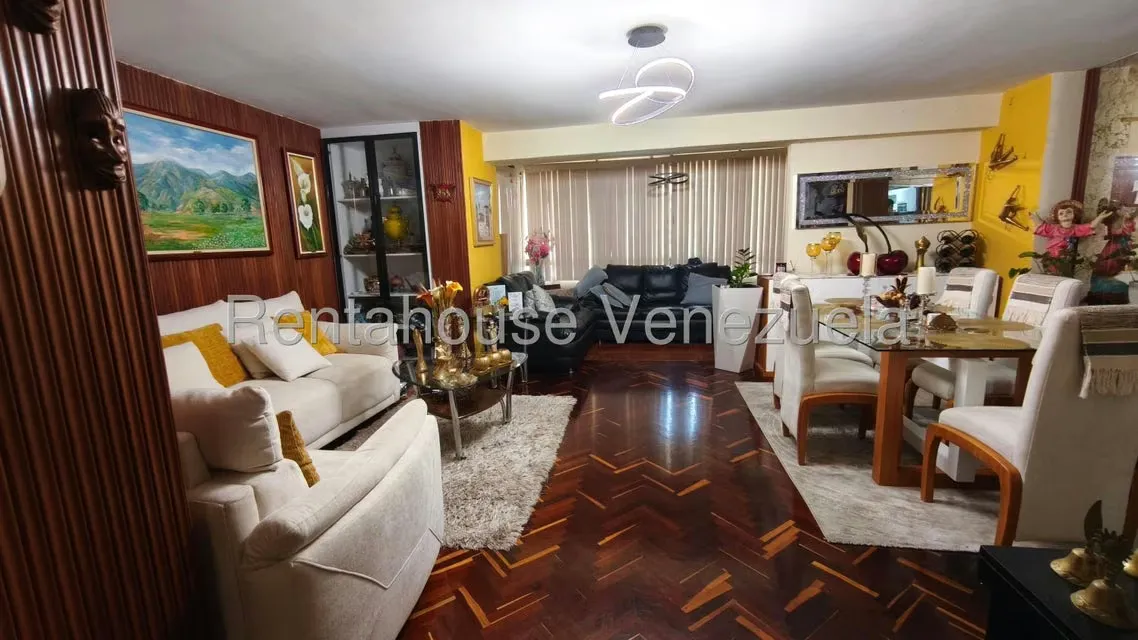 Apartamento (1 Nivel) en Venta en El Marques, Distrito Metropolitano - 5