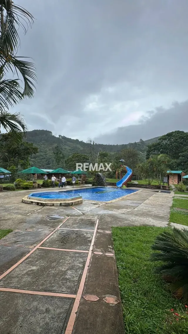 TERRENO EN VENTA EN LOMA DE PANAGA - 12