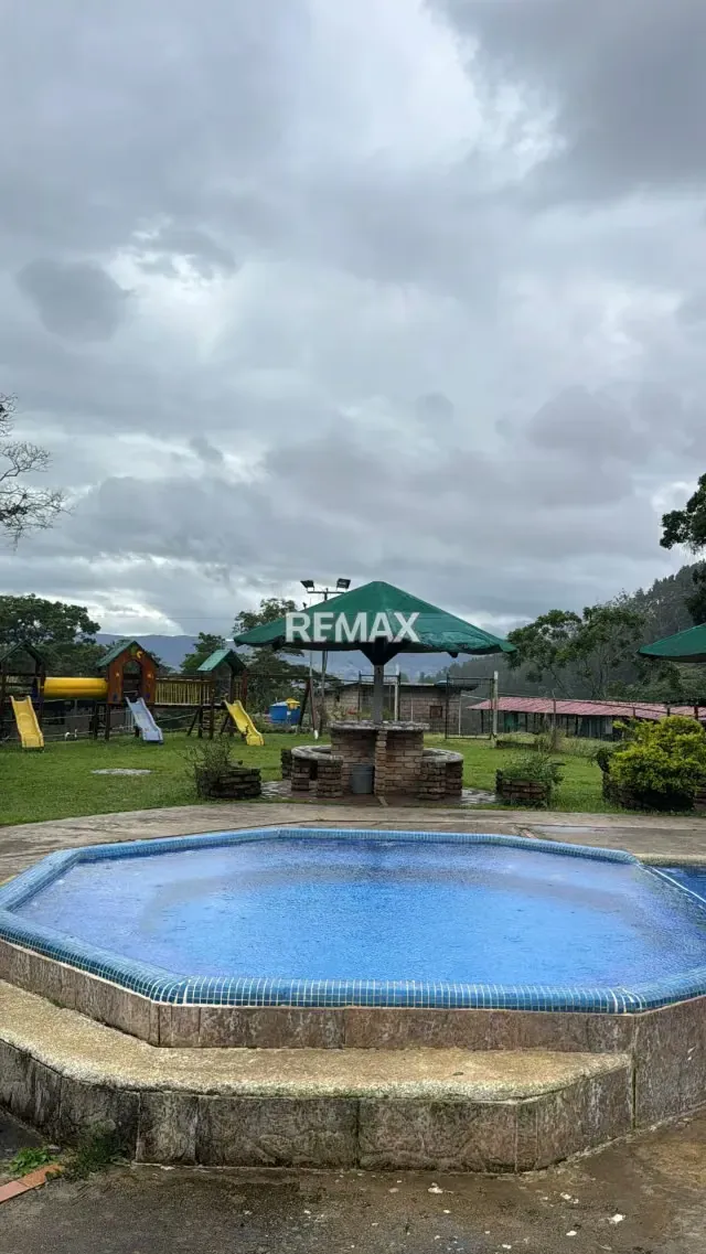 TERRENO EN VENTA EN LOMA DE PANAGA - 5