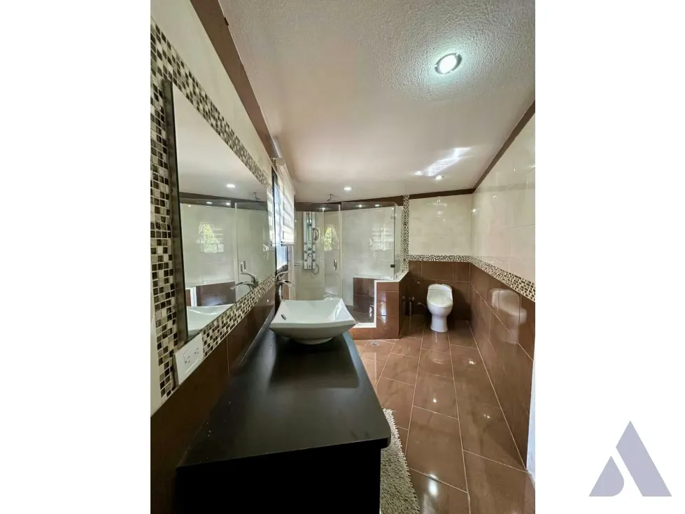 Vendo quinta 392m2 Lomas del Halcon 5345 - 12