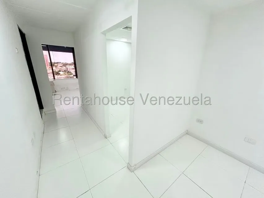 Local Comercial en Alquiler en Parroquia Santa Rosa, Lara - 18
