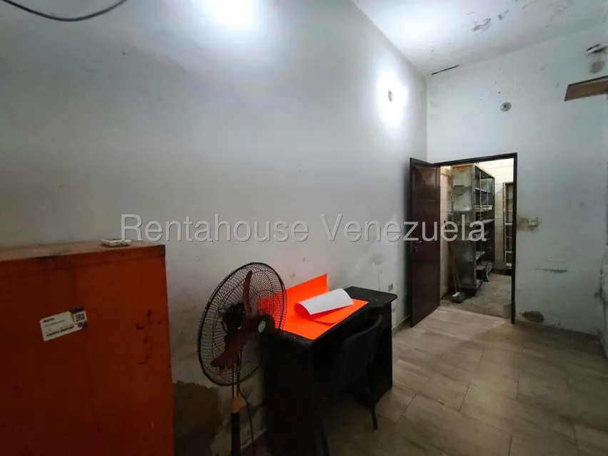 Local Comercial en Alquiler en Piñonal, Aragua - 14