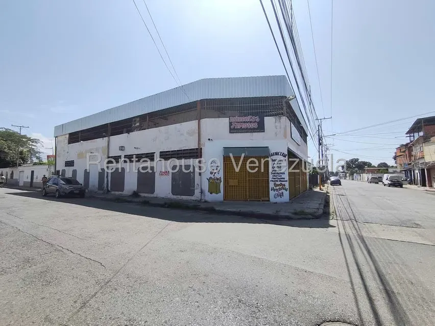 Local Comercial en Alquiler en Piñonal, Aragua - 21