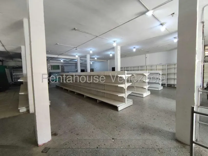 Local Comercial en Alquiler en Piñonal, Aragua - 5
