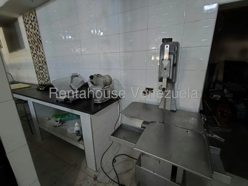 Local Comercial en Alquiler en Piñonal, Aragua - 10