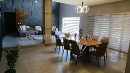 View 16