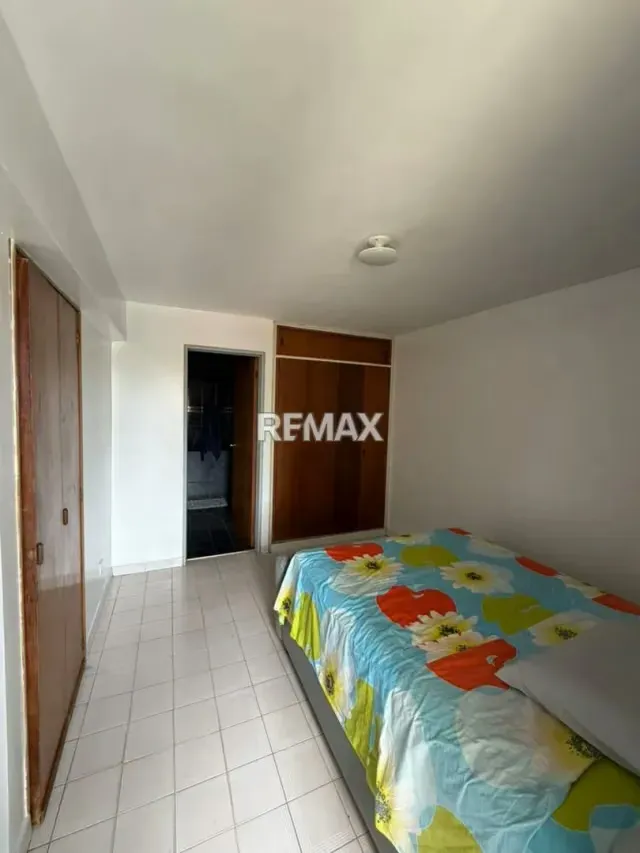 EN VENTA: Exclusivo Apartamento en Plena Avenida Lara - 6