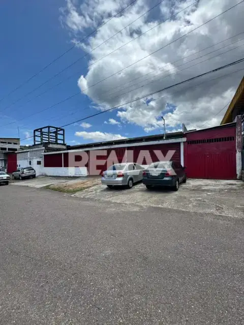 SE VENDE GALPON EN ZONA INDUSTRIAL LAS LOMAS