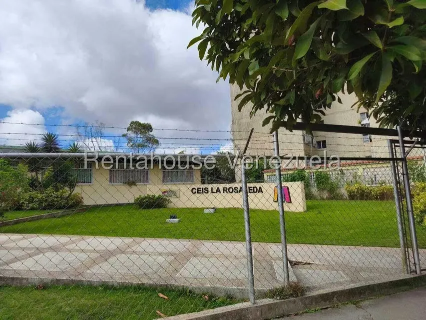 Apartamento (1 Nivel) en Venta en La Rosaleda, Miranda - 14