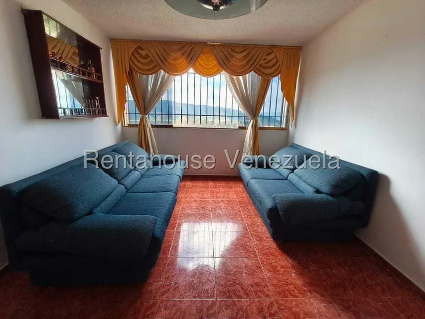 Apartamento (1 Nivel) en Venta en La Rosaleda, Miranda - 3