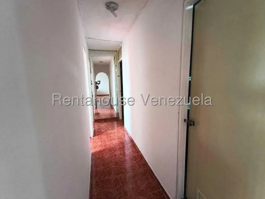 Apartamento (1 Nivel) en Venta en La Rosaleda, Miranda - 8