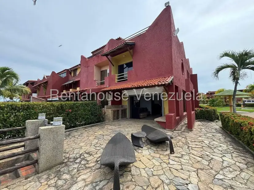 Townhouse (1 Nivel) en Venta en Puerto Encantado, Miranda