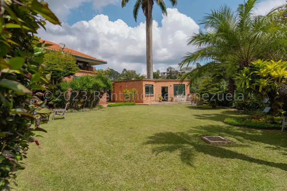 Casa (Multipes Niveles) en Venta en La Lagunita Country Club, Distrito Metropolitano - 35