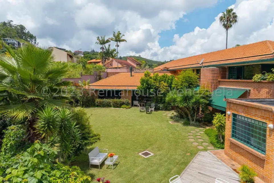 Casa (Multipes Niveles) en Venta en La Lagunita Country Club, Distrito Metropolitano - 36
