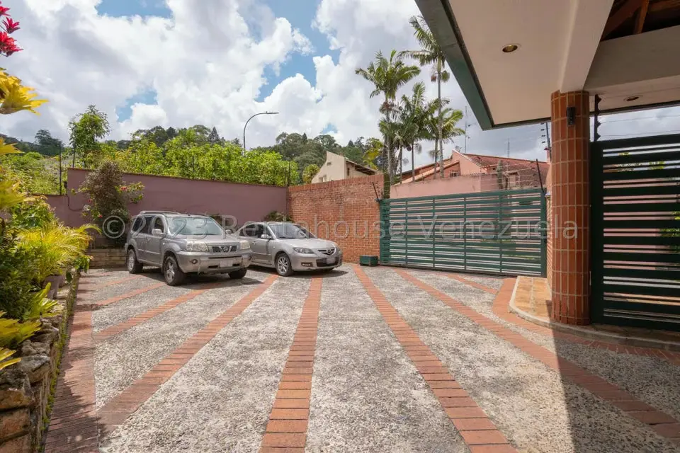 Casa (Multipes Niveles) en Venta en La Lagunita Country Club, Distrito Metropolitano - 73