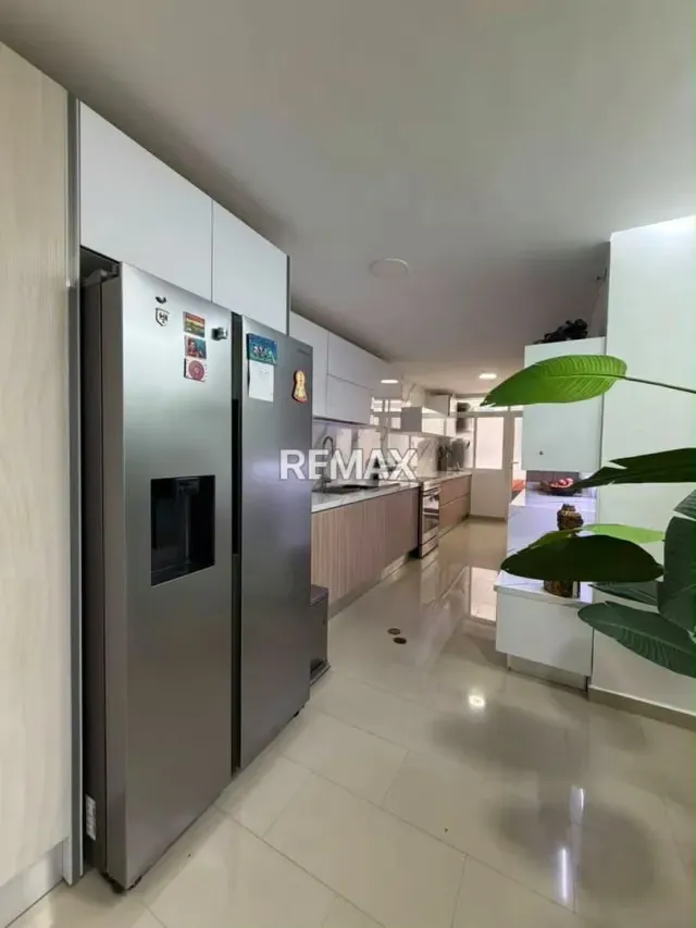 Exclusivo Apartamento en Titanium Suites, Urb. Piedras Pintadas - 4