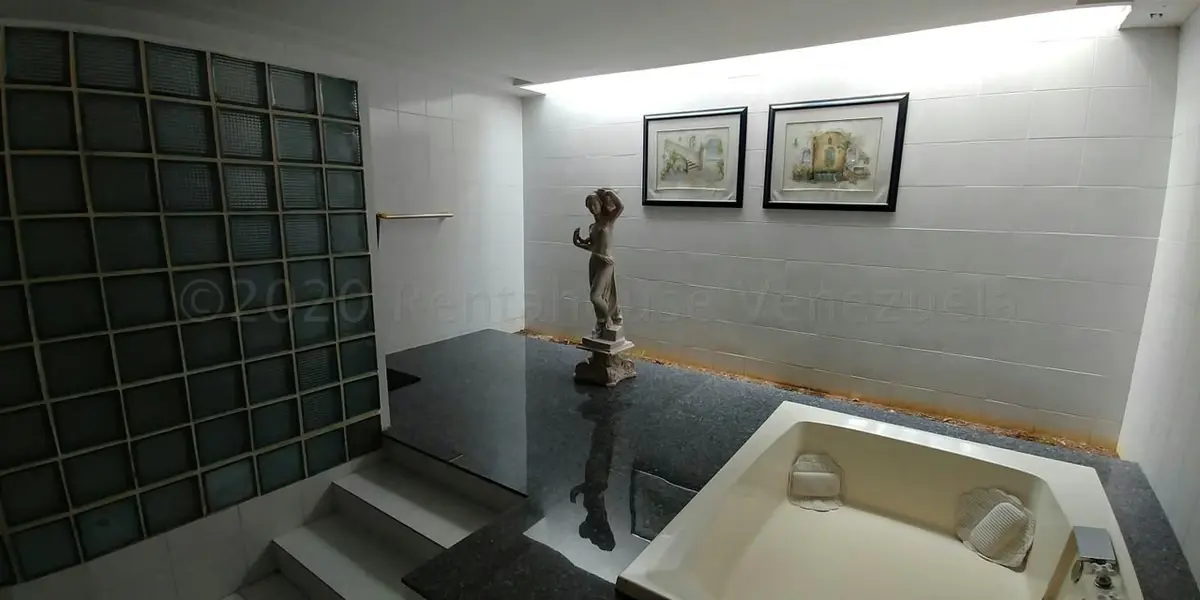 Casa (Duplex) en Venta en Juana de Avila, Zulia - 26