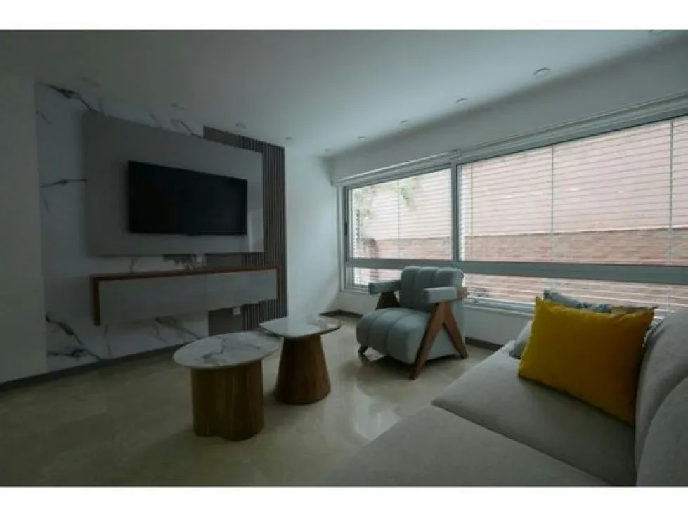 En Venta Apartamento de 86 m² Los Naranjos de Las Mercedes - 4