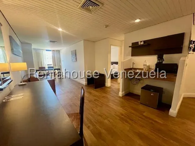 Apartamento (1 Nivel) en Venta en Chuao, Distrito Metropolitano - 3