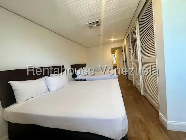 Apartamento (1 Nivel) en Venta en Chuao, Distrito Metropolitano - 8