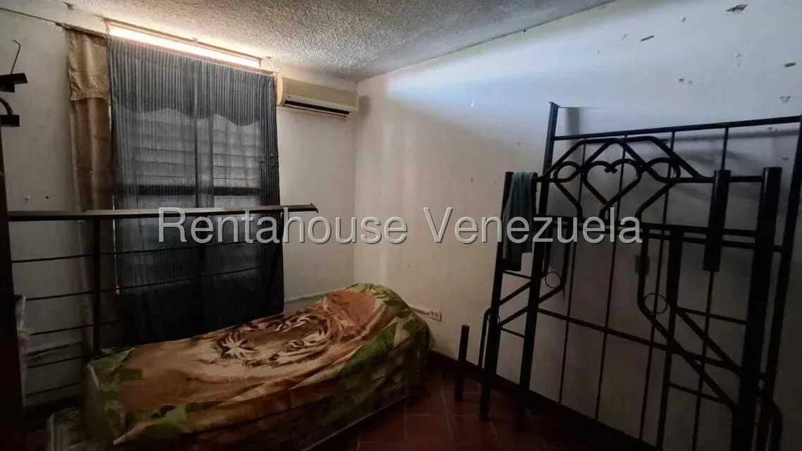 Apartamento (1 Nivel) en Venta en Zona Oeste, Lara - 13