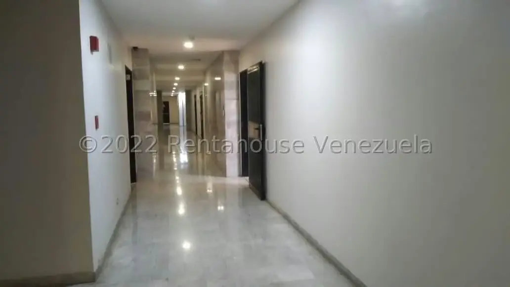 Oficina en Venta en La Lagunita Country Club, Distrito Metropolitano - 2