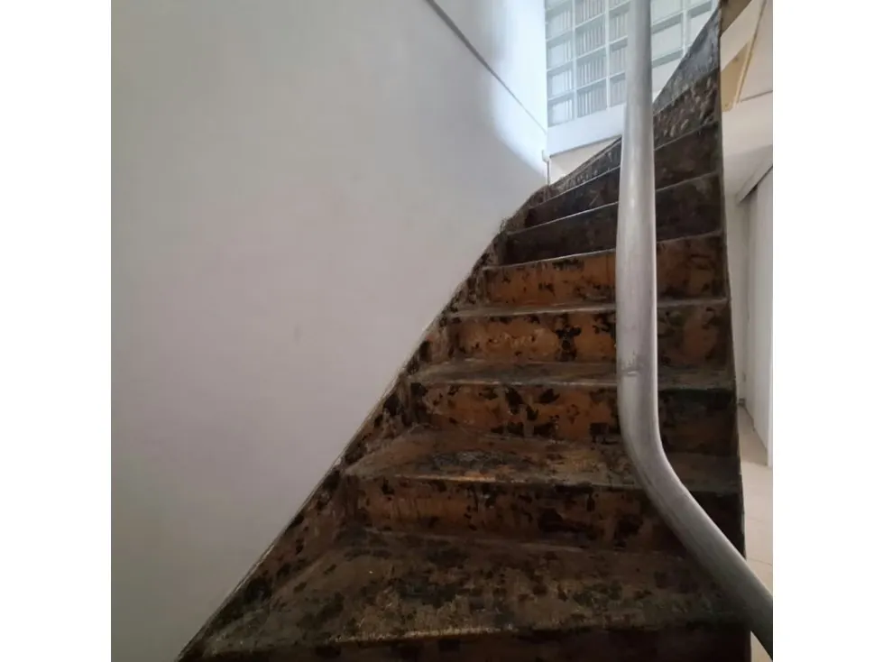 Se Vende Apartamento Duplex 2 hab 2 baños 84 mts2 Parque Central - 11