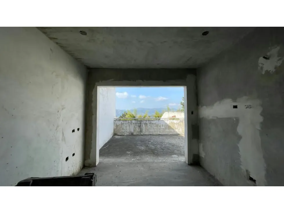 Se vende Casa 2056m² , Loma Linda - 6
