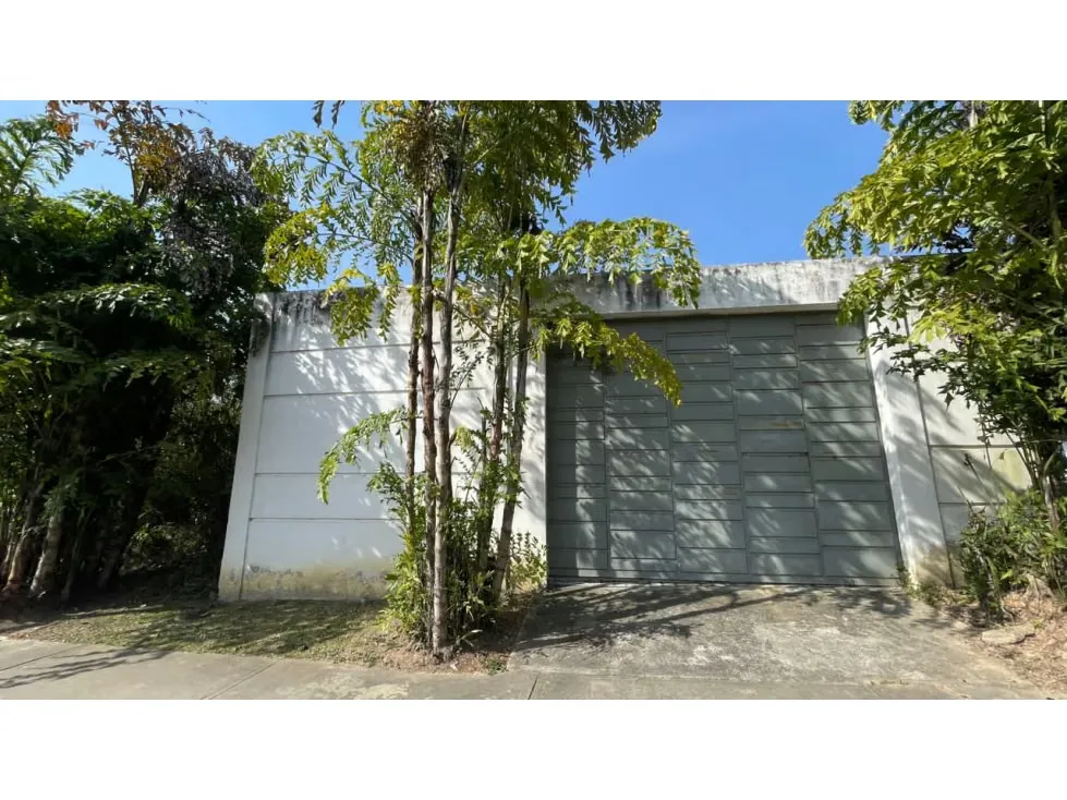 Se vende Casa 2056m² , Loma Linda - 8