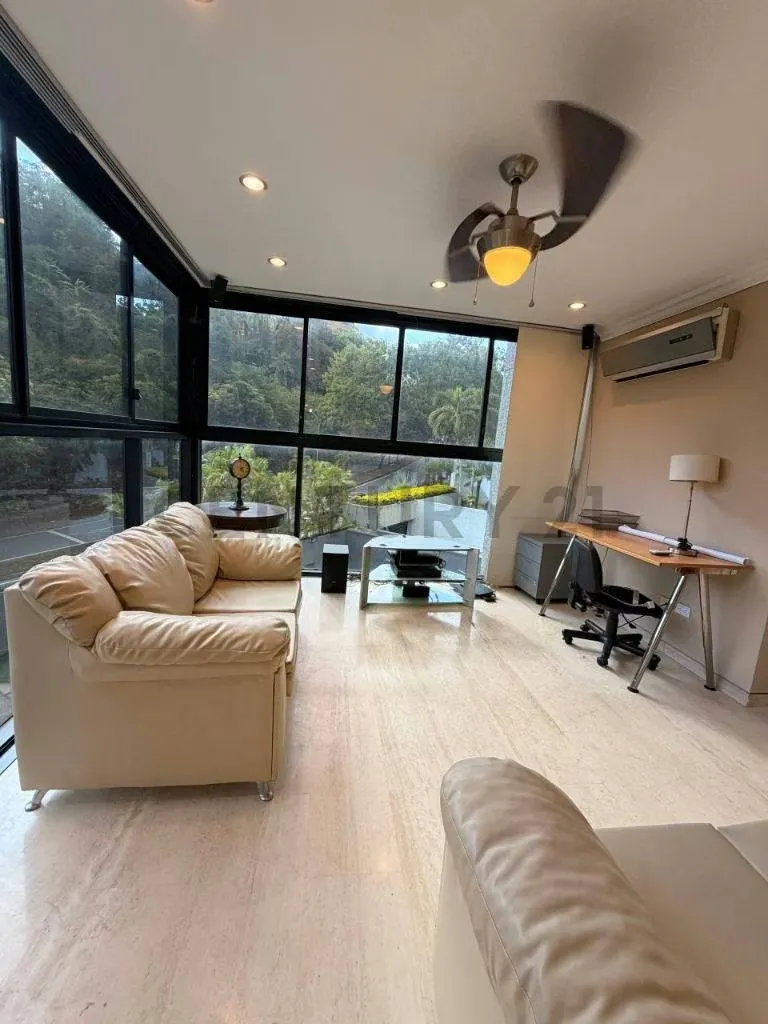 Apartamento en Alquiler Ubicado en Colinas de Valle Arriba - 15