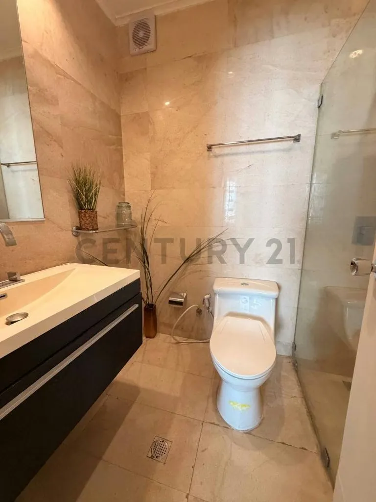 Apartamento en Alquiler Ubicado en Colinas de Valle Arriba - 4