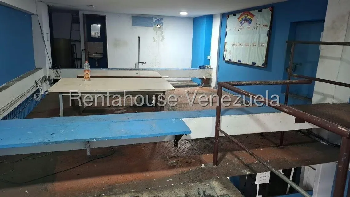 Local Comercial en Alquiler en Parroquia San Jose, Distrito Metropolitano - 8