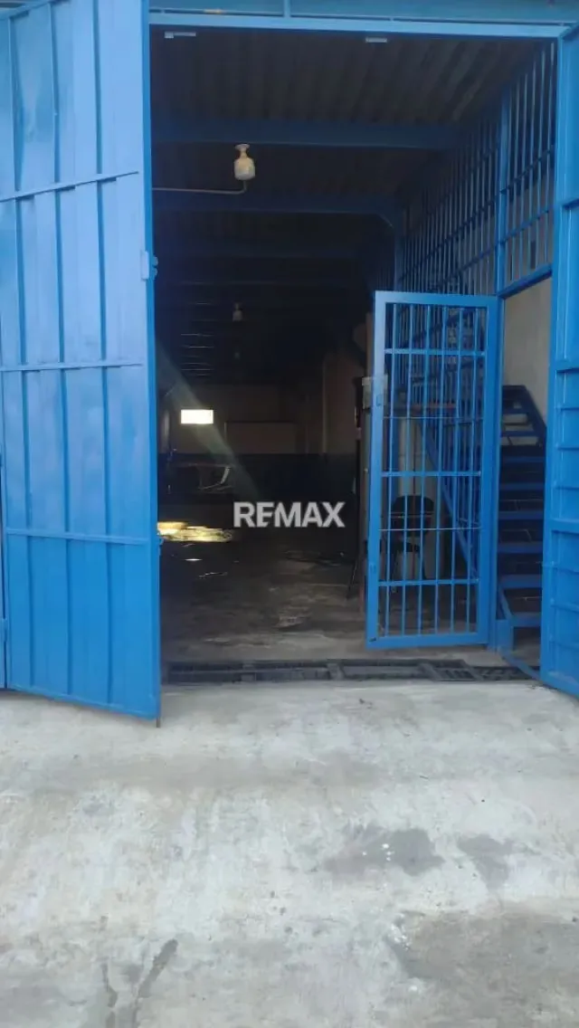 ALQUILER LOCAL COMERCIAL E INDUSTRIAL EN SECTOR PUEBLO NUEVO, CUA, EDO. MIRANDA - 2