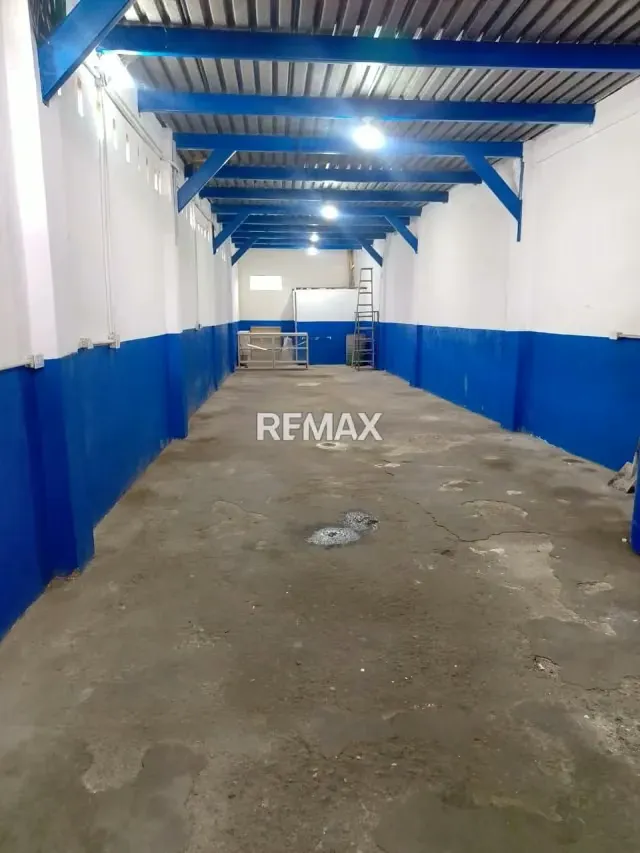 ALQUILER LOCAL COMERCIAL E INDUSTRIAL EN SECTOR PUEBLO NUEVO, CUA, EDO. MIRANDA - 5