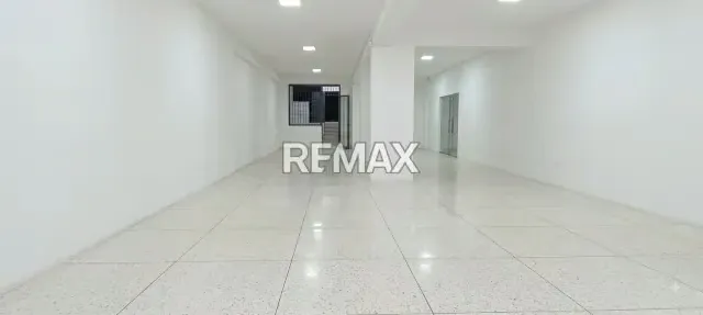 VENTA LOCAL COMERCIAL 140 METROS ALTAGRACIA CARACAS - 10