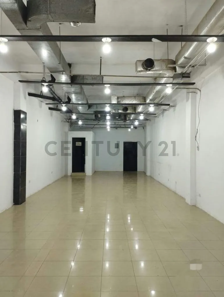 Oportunidad para adquirir local comercial en Montalban 2 - 2