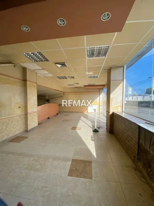 Local Comercial N° 6-7 en Alquiler Centro Comercial la Estancia-Cabudare