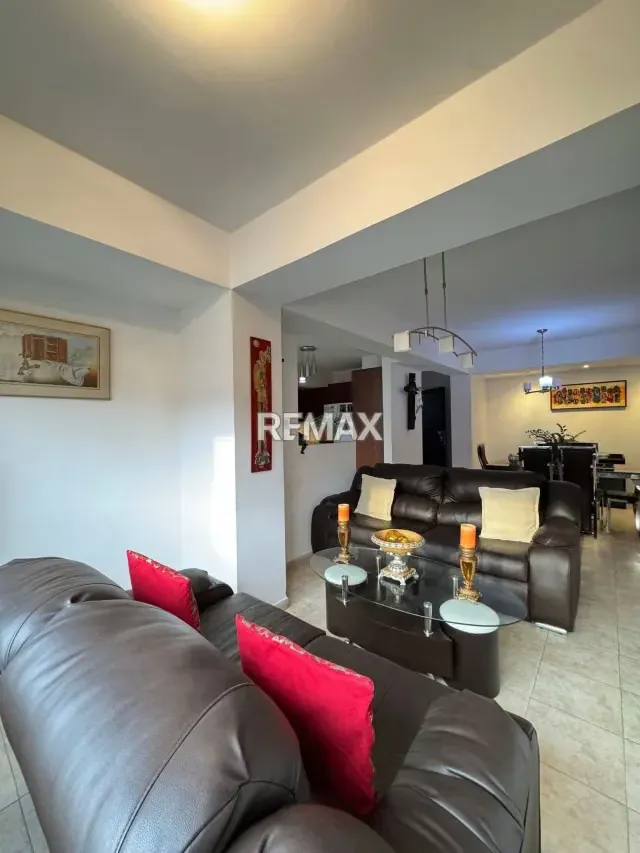 Venta de Confortable Apartamento en El Parral en Calle Cerrada - 5