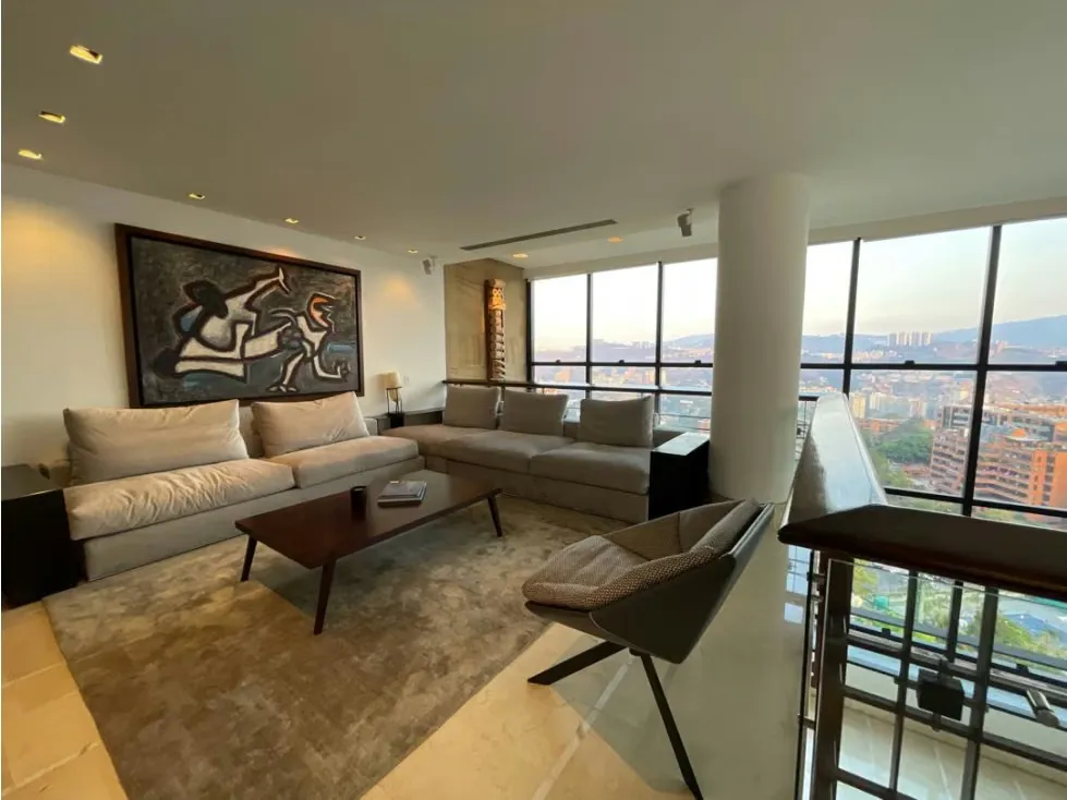 Vendo PH 736m2 3h+s/4.5b+s/6p Colinas de Valle arriba 6492 - 9