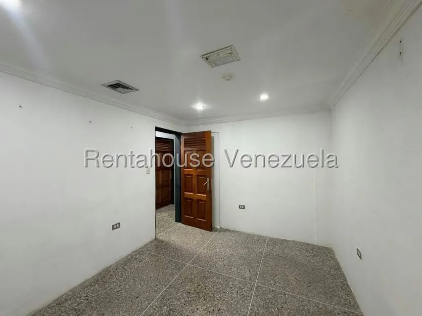 Local Comercial en Alquiler en Zona Este, Lara - 7