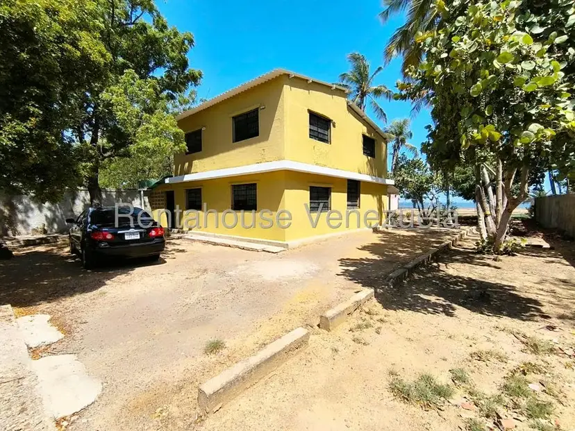 Casa (Casas de Playa) en Alquiler en Intercomunal Coro La Vela, Falcon