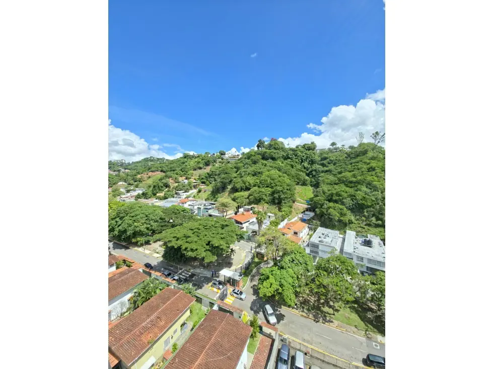 OFICINA EN VENTA 68 M2 - URB SANTA SOFÍA - 4