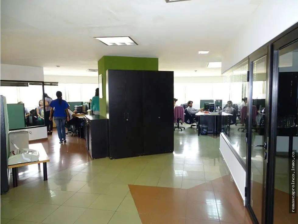 Excelente oficina en Venta en excelente torre ejecutiva. TCL O 568069 - 9