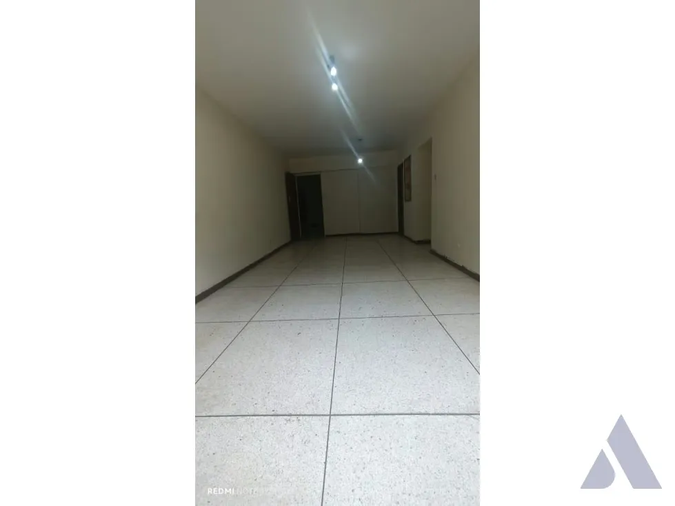 Vendo apartamento para remodelar 97m2 San Luis 8091 - 12